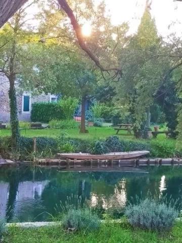 索格岛Mas Le Pont Des Aubes住宿加早餐旅馆 外观 照片